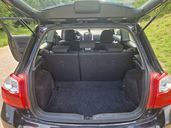 Toyota Auris 1.3 vvti 2010 benzín 73 kw - 8