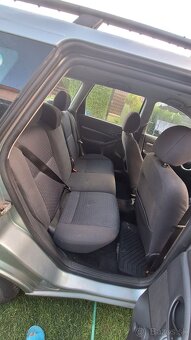 Ford focus - 8