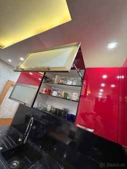 Kuchynská linka s príslušenstvom a kvalitných materiálov - 8