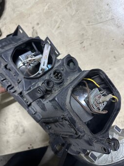 Predné Svetlá BMW E36 - 8