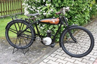 Předválečné motokolo - 8