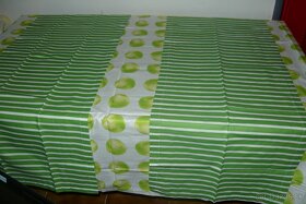 Obrusy - každý kus 3,-euro+obrus s jablkami - 8