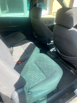 Volkswagen Sharan - 8