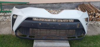 TOYOTA CH-R PREDNY NARAZNIK A BLATNIK - 8