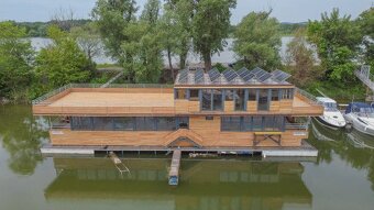 100PRO | Houseboat vo Vločom hrdle: Vaša oáza pokoja na vode - 8