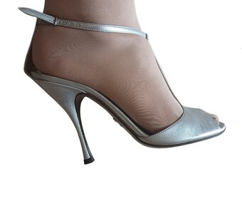 DOLCE GABBANA strieborné kožené sandále 38.5 originaly - 8