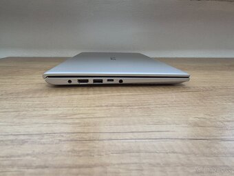 Asus Vivobook 14 /Ryzen 3-3200U/8GB RAM/FHD/256GB SSD/Bat ok - 8