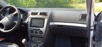 Predám Škodu Octaviu combi 1.9 TDi 77kw rok výroby 2007 - 8