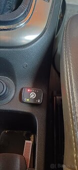 Predám chevrolet Cruze 1.8 16v 2013 - búrane - 8