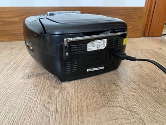 Rádio magnetofon s CD prehrávačom TECHNIKA - 8