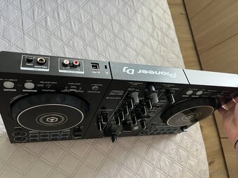 Predam dj kontroler Pioneer DDJ-400 - 8
