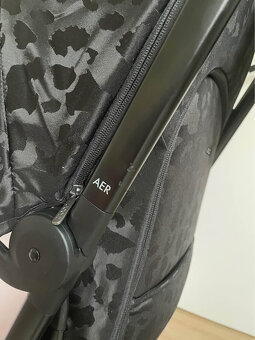 Športový cestovný kočík Joolz Aer+ Chic Renaissance Black - 8