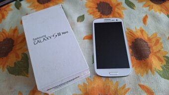 Samsung galaxy S3 neo GT-i9301i top stav - 8