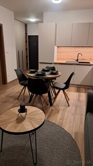 Ponúkam na prenájom nový 2i byt v Trenčíne - 8