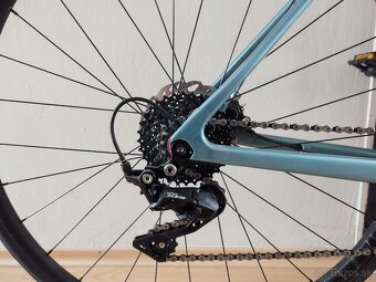 Cestny karbonovy bicykel Vitus Zenium CR Disc - 8