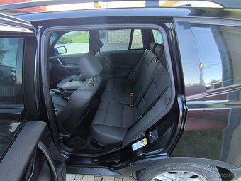 BMW X3 x drive 3,0 nafta 150kw automat - 8