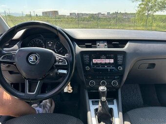Škoda octavia 3.. 1,6TDI Greenline,LED,NAVI,BIXENONY - 8