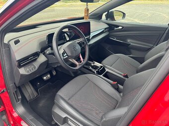 Volkswagen ID.5 GTX - 8