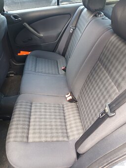 Predám škodu octavia 1.9 tdi - 8
