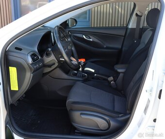 Hyundai i30 1.6 CRDi 110 Comfort - 8