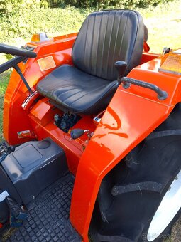 Malotraktor KUBOTA L1-205 - 8