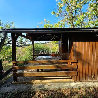 416 m² zelene a pokoja – na predaj záhrada s chatkou v Čacht - 8