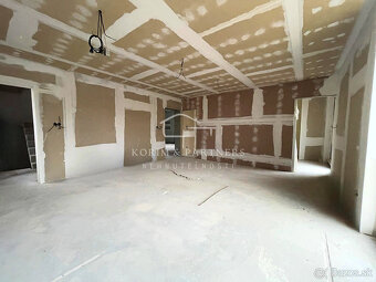 NOVÁ CENA Nadštandardný rodinný dom so začatou rekonštru - 8