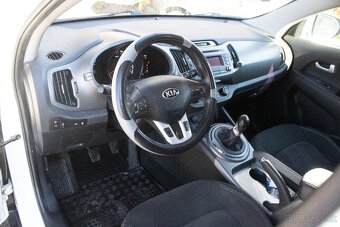 Kia Sportage 1.6 GDI, 99kW (2014) - 8