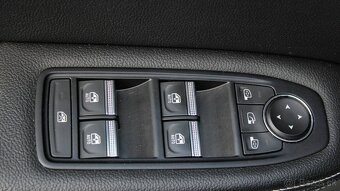 Renault Arkana 1.6 FULL Hybrid 145, SR+záruka - 8