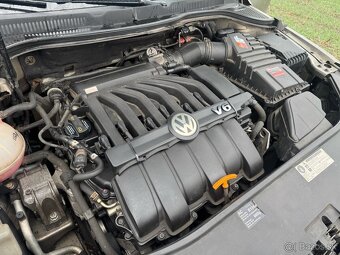Rozpredam Volkswagen Passat CC 3.6 FSI BWS DSG ACC 2009 - 8