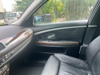 735I - 8