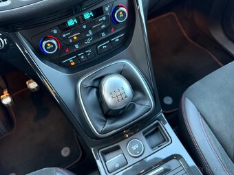 Ford Kuga 1.5 Ecoboost ST-Line - 8