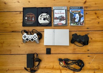 PlayStation 2 PS2 Konzola 4x hra 2x ovládač Strieborná - 8