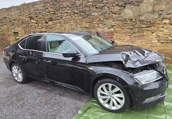 Skoda Superb 2.0 TDI 190k 4x4 L&K DSG stret so zverou - 8