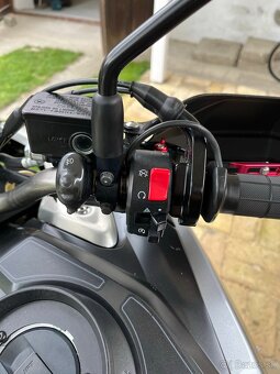 Suzuki DL 1000 V Strom 2016 - 8