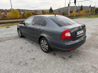 Škoda Octavia sedan - 8