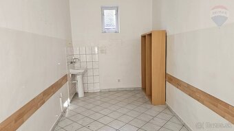 Prenájom 63 m2 komerčného priestoru “ambulancia“, ul. Farská - 8