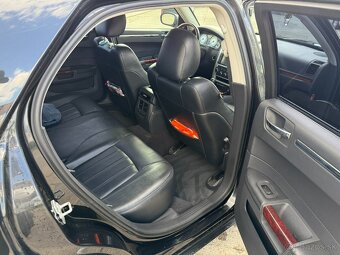 Chrysler 300C 3.0 CRD - 8