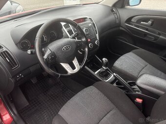 Kia Ceed 1.6 CRDi, 85kw, 2010 - 8