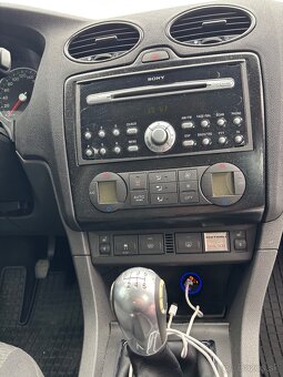 Ford focus - 8