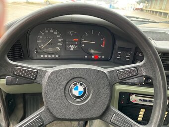 Bmw e28 - 8
