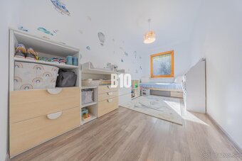 PRIESTRANNÝ OBĽÚBENÝ 4i (83,3m2) vo VYHĽADÁVANEJ časti PETRŽ - 8