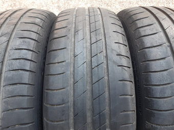4x100  15"  Suzuki Swift - 8