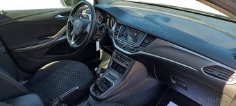 Opel Astra Sport Tourer 1.5 CDTI Ultimate Možný Leasing - 8