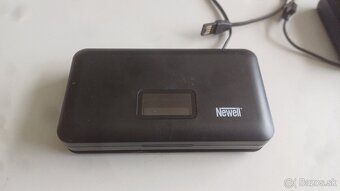 Nabíjačka, powerbanka, čítač kariet, 2x LP-E17 (Canon) - 8