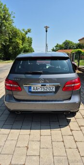 Mercedes-Benz B 180 - 8