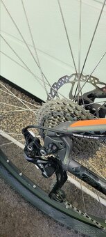 Horský bicykel KTM UTRA PRO,kolesá 29,rám 17"43cm,3x10pr. - 8