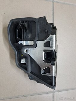 Bmw f11 sťahovačka,kĺučka,zámok,sklá zadné ĺavé dvere - 8