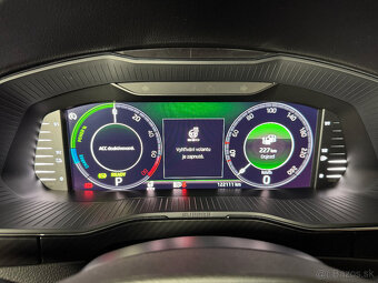 Škoda Superb Combi III 1.4TSi iV Sportline Virtual LED ACC - 8