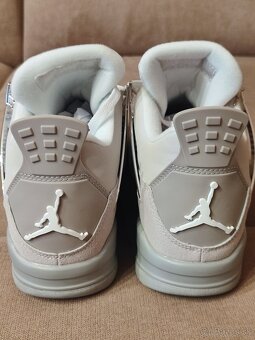 Jordan 4 Retro "Frozen Moments" - 8